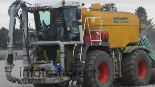Claas Xerion 3300 Saddle Trac recensioni e scheda tecnica