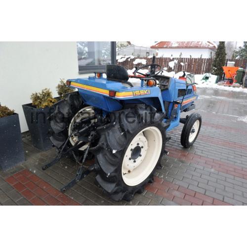 Iseki TU240 recensioni e scheda tecnica