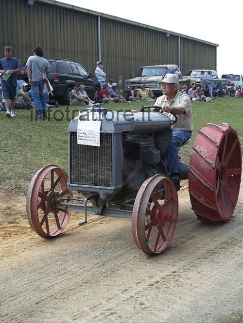 Massey Ferguson 1920 scheda tecnica e recensioni